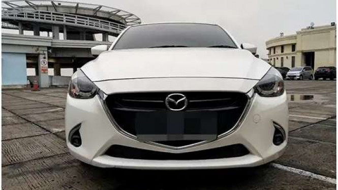 harga Mazda 2 Bekas