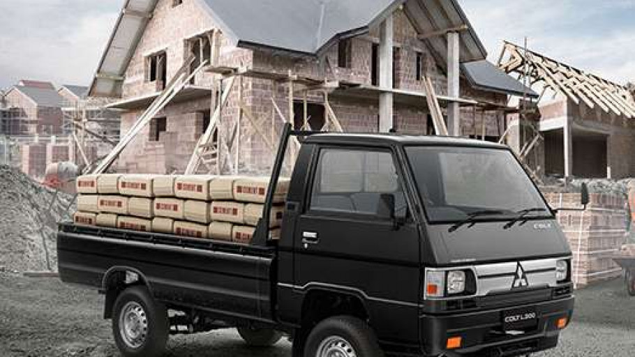 Mitsubishi Colt L300