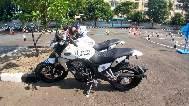 Spesifikasi Hunter Scrambler SK500, Moge untuk Ujian SIM C1