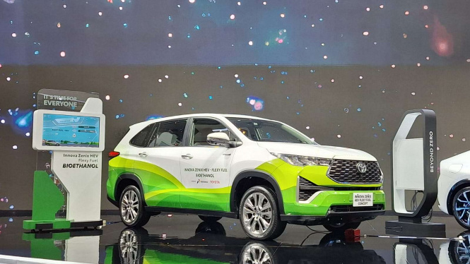 Toyoa Innova Zenix Bioetanol di GIIAS 2024