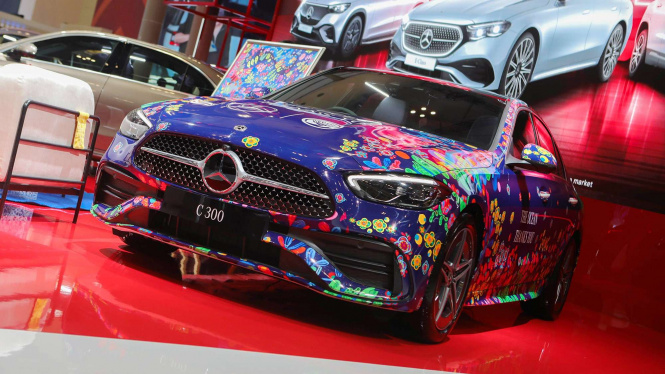 Mercedes-Benz Lays Off 4,000 Employees, Provides Rp 9 Billion in Severance Pay