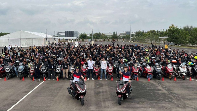 Joan Mir dan Luca Marini Sapa 500 Anggota Komunitas Honda PCX