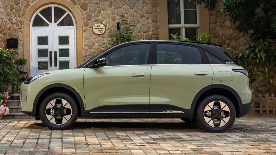 Geely Starwish Setir Kanan Debut 2025, Thailand Kebagian Duluan