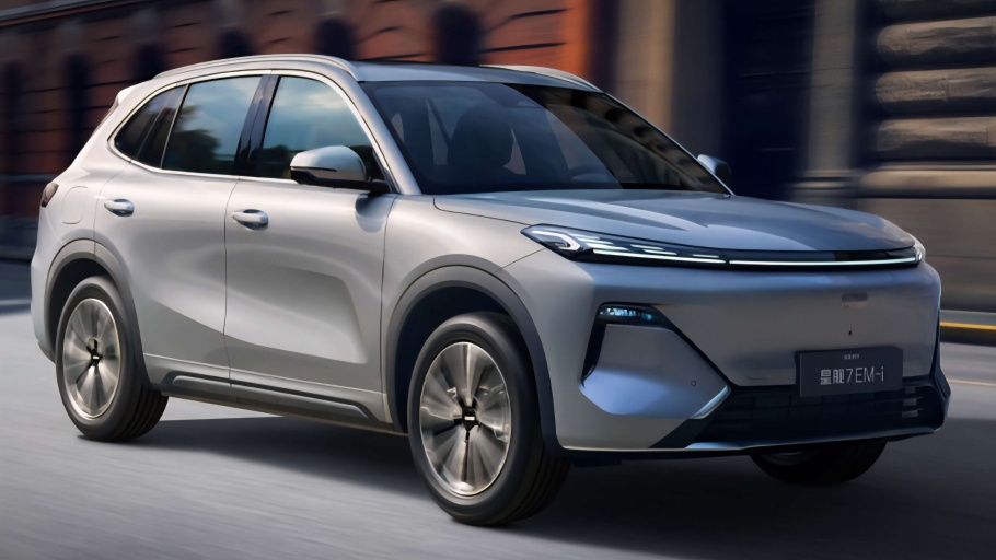 Mobil Baru Geely di GIIAS 2025