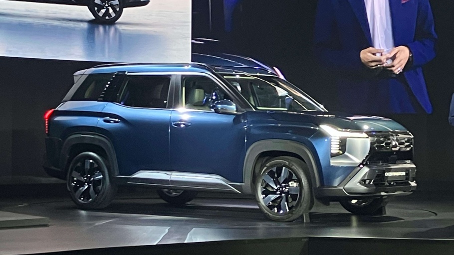 Mitsubishi Destinator