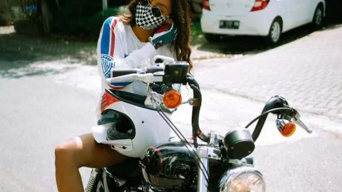 Erika Carlina