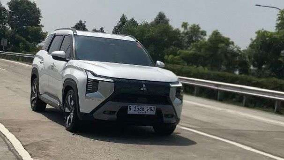 Mitsubishi Destinator