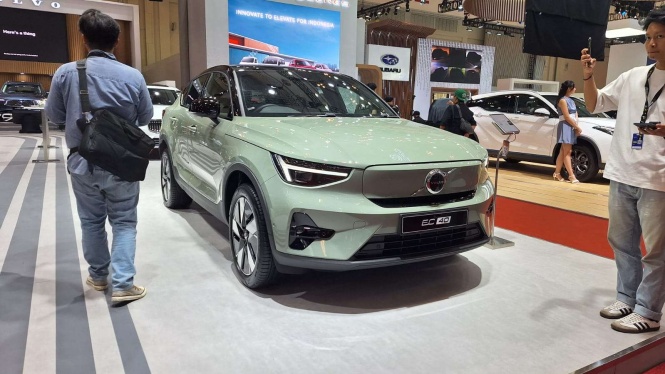 Volvo di GIIAS 2025