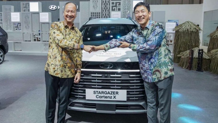 Menperin Beri Dukungan ke Hyundai Stargazer Cartenz di GIIAS 2025
