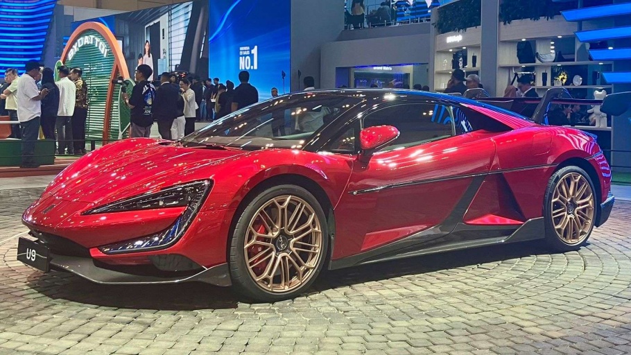 BYD YangWang U9