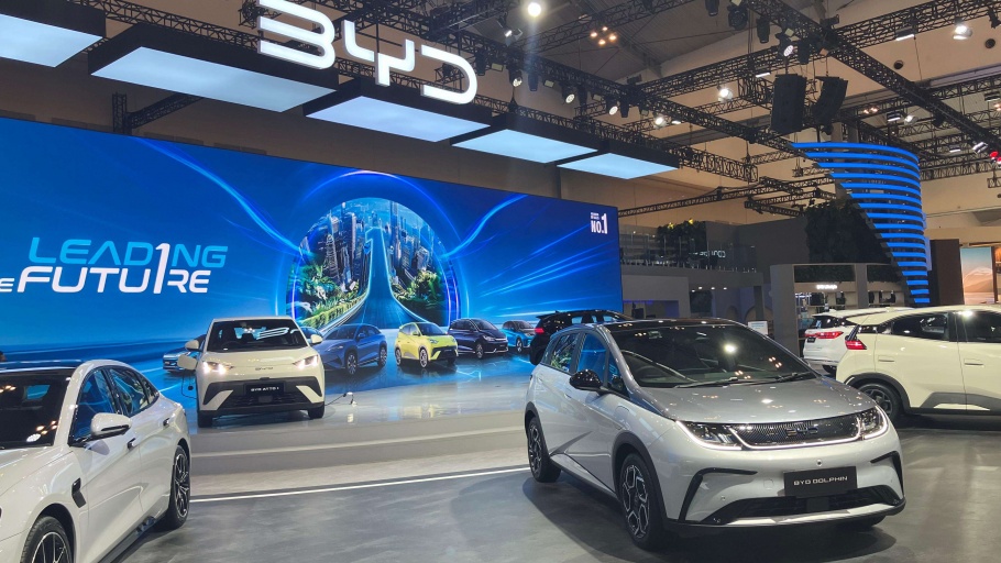 Keseruan Booth BYD di GIIAS 2025, Ada VR Vision sampai Atto 1