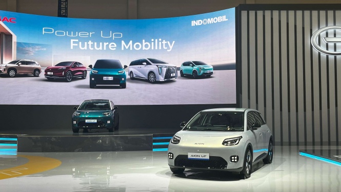 AION UT Hadir di GIIAS 2025, Simak Perbedaan Kedua Variannya