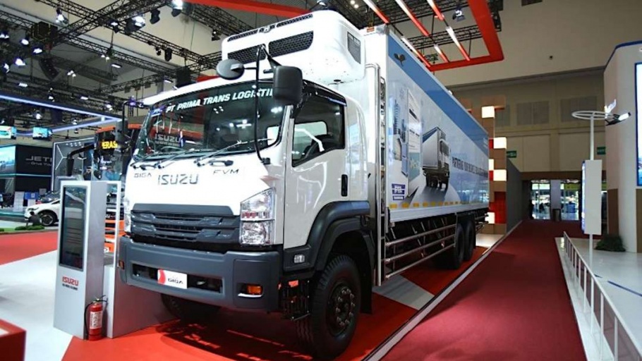 Isuzu GIGA FVM