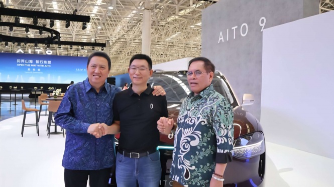 Mobil Listrik Aito