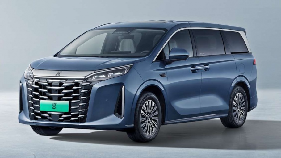 BYD M9