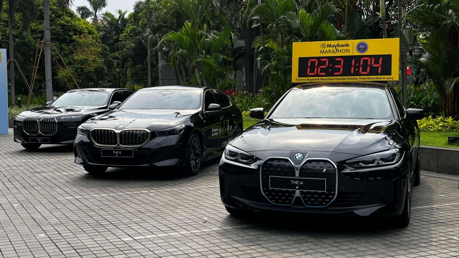 Mobil Listrik BMW dan Mini Ambil Bagian di Maybank Marathon Bali