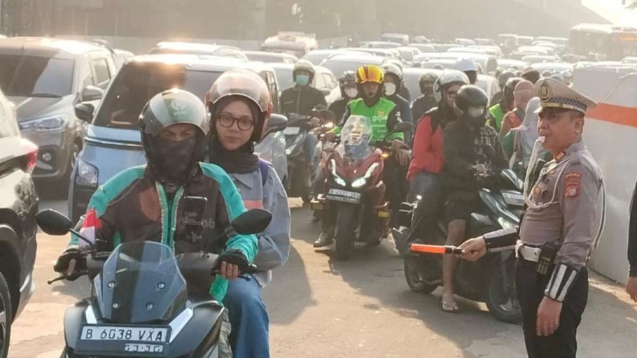 Tips Melewati Kemacetan Horor TB Simatupang, Biar Tidak Emosian