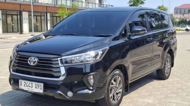 Toyota Kijang Innova bekas