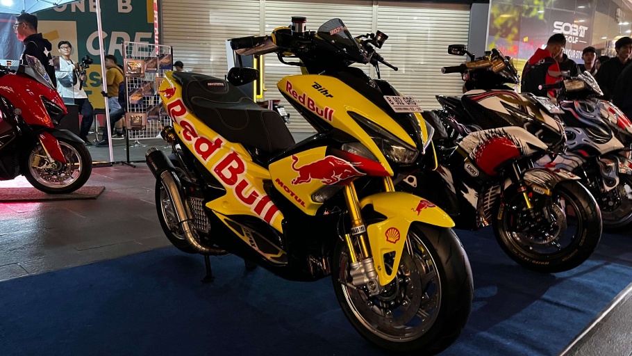 Modifikasi Hedon Yamaha Aerox, Pakai Kaki-kaki Xmax dan Brembo