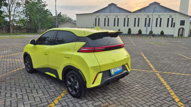 Test drive BYD Atto 1