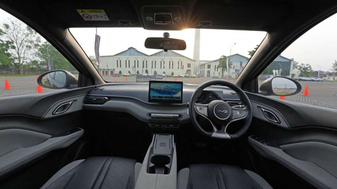 Test drive BYD Atto 1