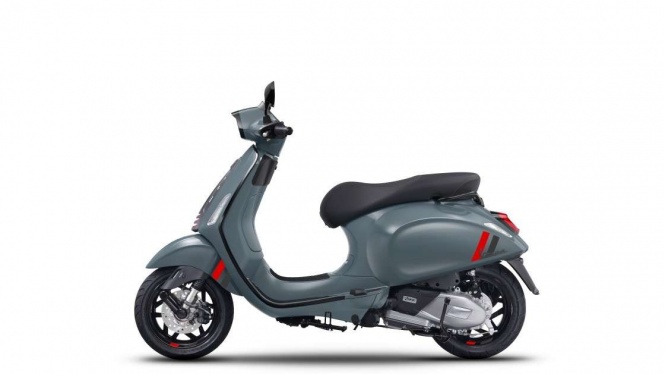 Besaran Gaji Anggota DPR di Indonesia Bisa Beli Dua Vespa Matic