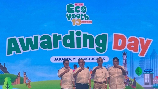 Toyota Eco Youth