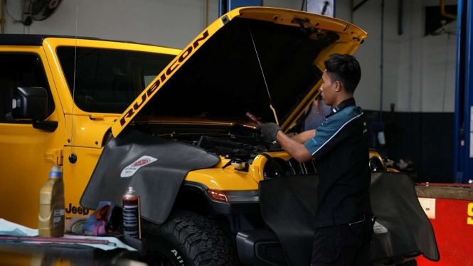 Indomobil Resmikan Diler Jeep dan Citroen Dalam Atap