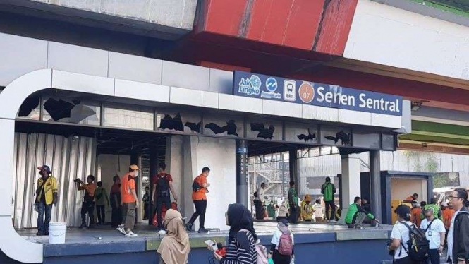 17 Gerbang Tol di Jakarta yang Rusak Akibat Demo Beroperasi Lagi