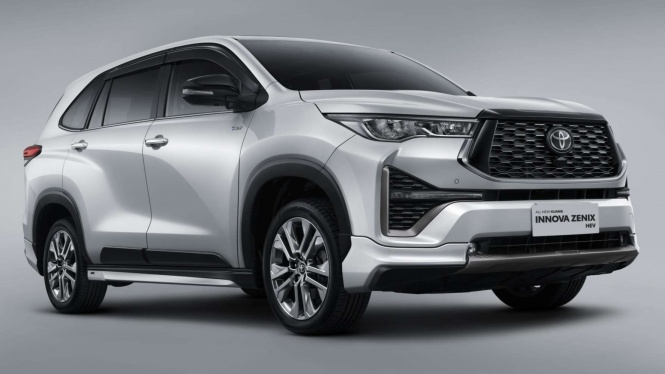 Penyegaran Toyota Kijang Innova Zenix