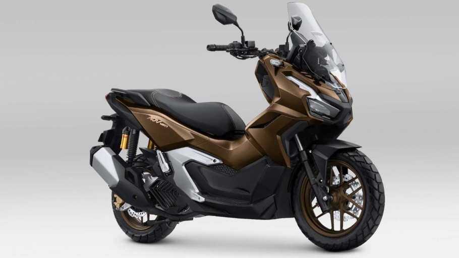 Honda ADV 160 Tampil Lebih Segar, Sudah Disematkan RoadSync