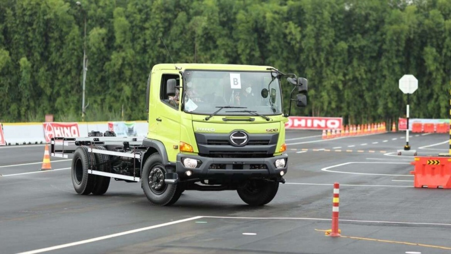 KNKT Sebut Banyak Sopir Truk dan Bus Tidak Terlatih dengan Baik