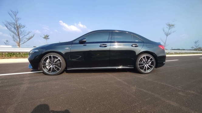 Mau Beli Mercedes-AMG A35, Wajib Tahu Lima Keunggulan Ini