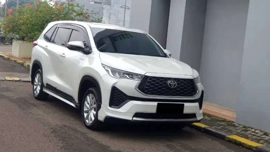 Toyota Kijang Innova bekas