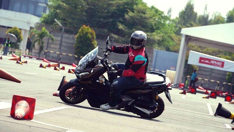 Honda ADV 160