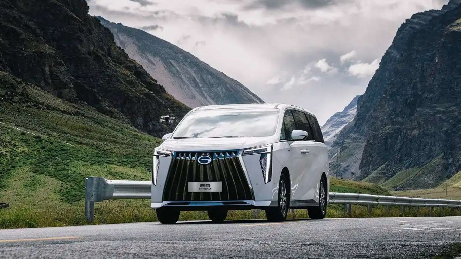 GAC Siap Bawa Mobil Hybrid Perdana buat Pasar Indonesia