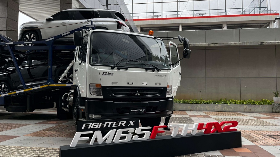 Fuso Fighter X FM65