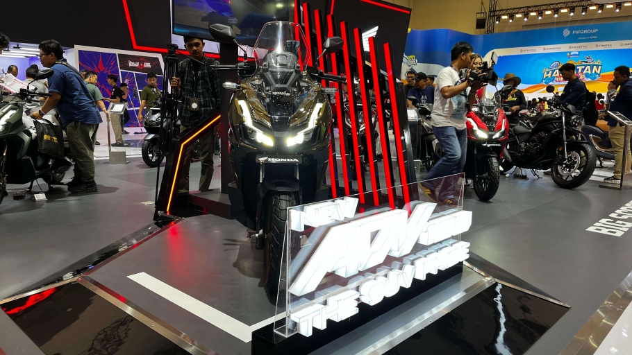 Honda ADV 160 Baru Tampil Menggoda di IMOS 2025