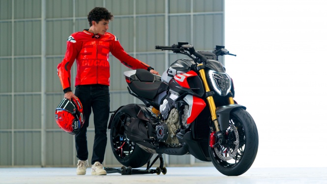 Ducati Diavel V4 RS
