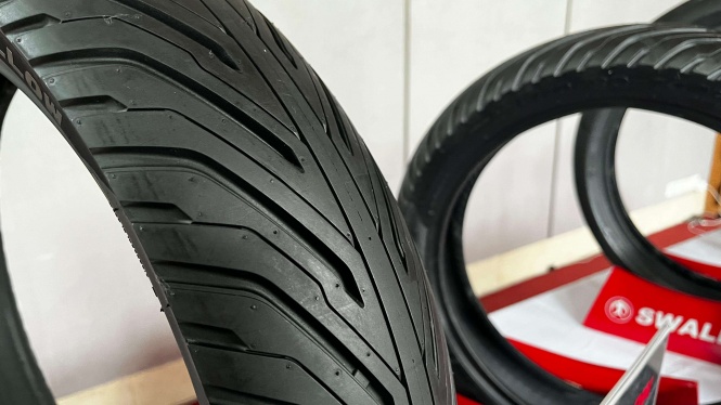 Swallow Bawa Ban Baru di IMOS 2025, Harga Mulai Rp 200 Ribuan