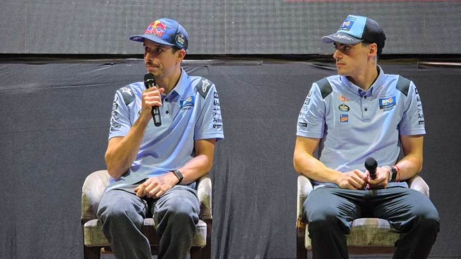 Cara Alex Marquez dan Fermin Dekat dengan Pendukung di Indonesia