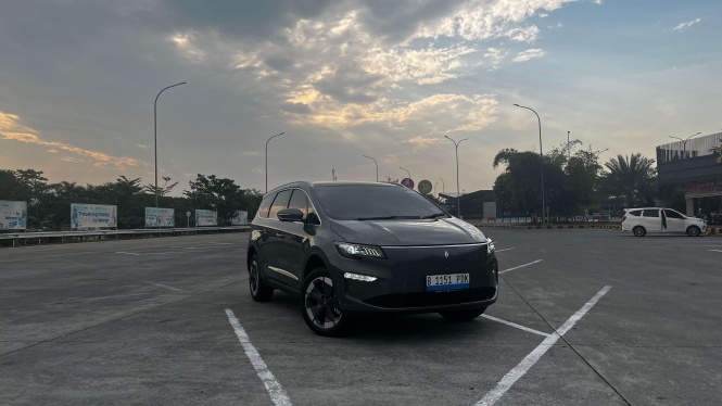 Mobil Listrik Aletra L8 EV Diklaim Berhasil Terjual Ratusan Unit