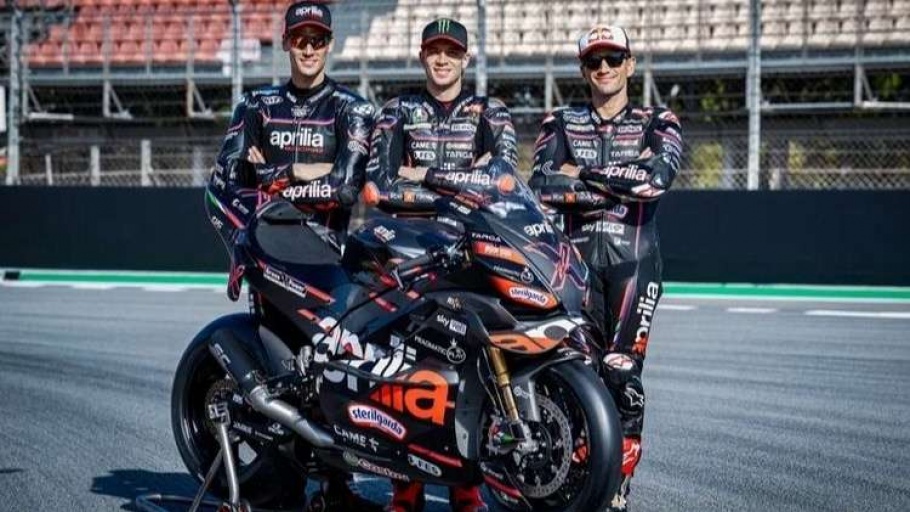 Replika Motor Balap Bezzecchi dan Martin di MotoGP Ludes Terjual
