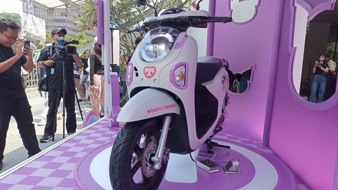 Honda Scoopy Kuromi