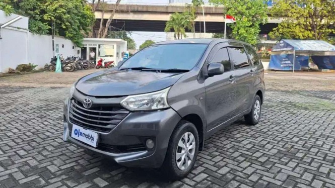 Toyota Avanza bekas