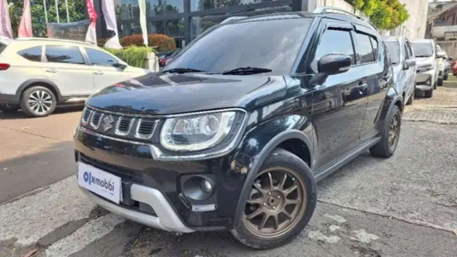 Suzuki Ignis bekas
