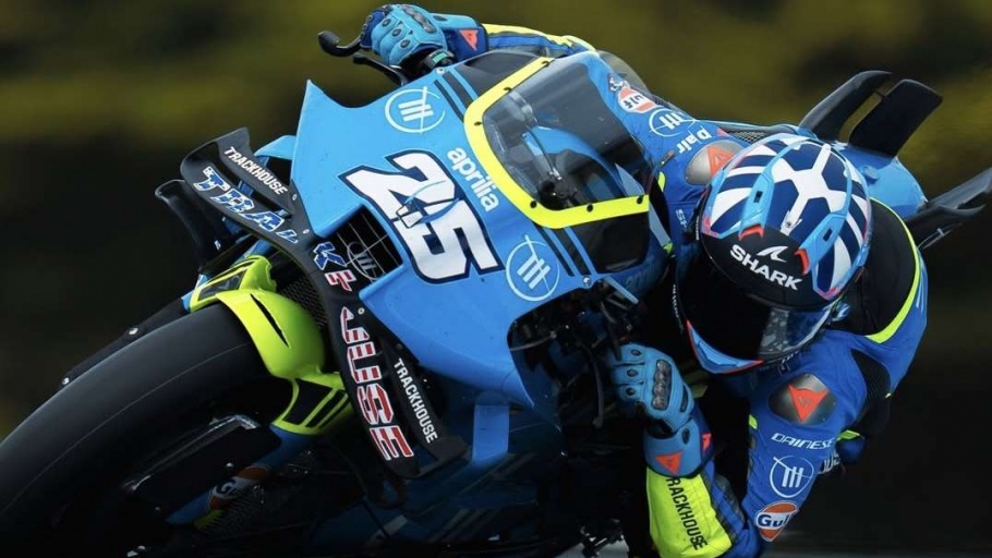 Hasil MotoGP Australia 2025: Fernandez Menang, Bezzecchi Ketiga