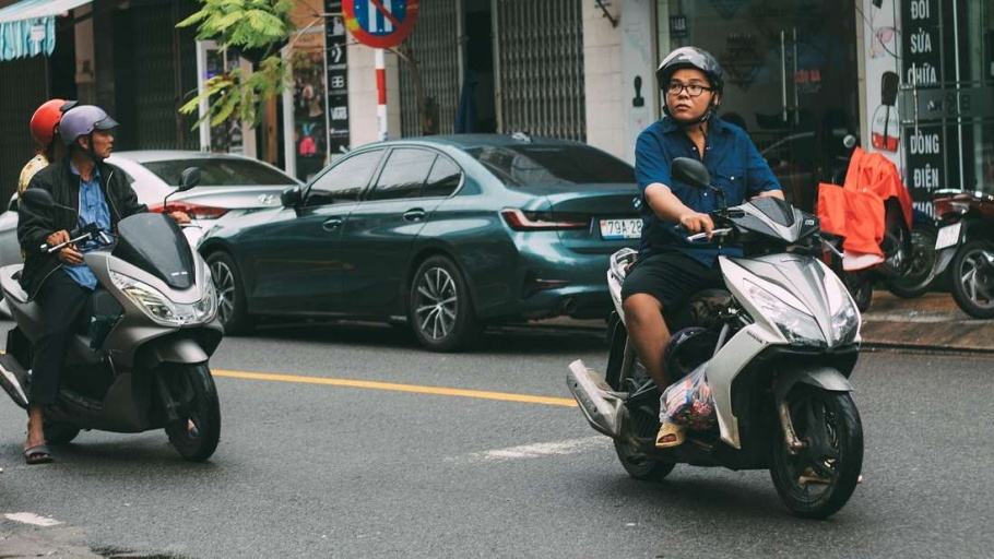 Protes Keras Jepang Terhadap Pelarangan Motor Bensin di Vietnam