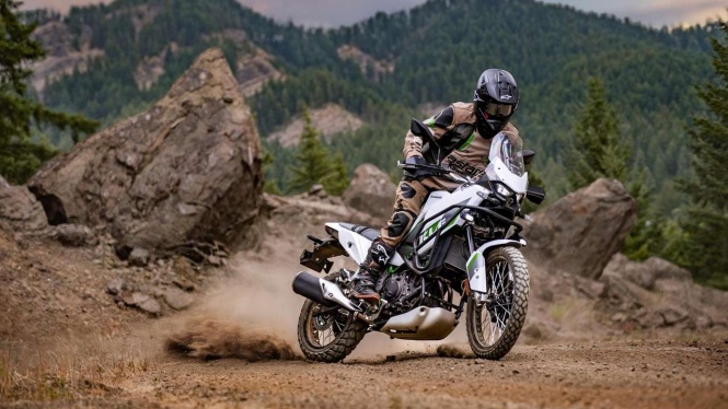 Kawasaki KLE500 2026 Meluncur, Legenda yang Terlahir Kembali Kawasaki KLE500 2026 Meluncur, Legenda yang Terlahir Kembali