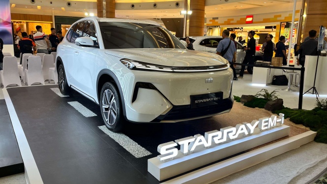 Purwakarta-Made Geely Starray EM-i Begins Deliveries to Consumers